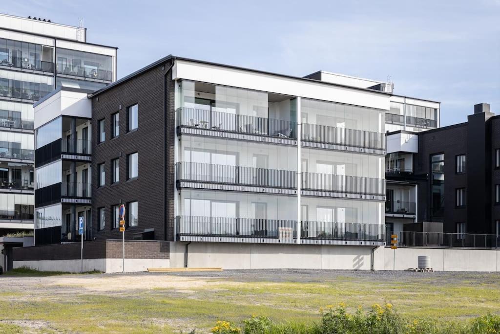 Sataman Timantti Apartamento Oulu Exterior foto